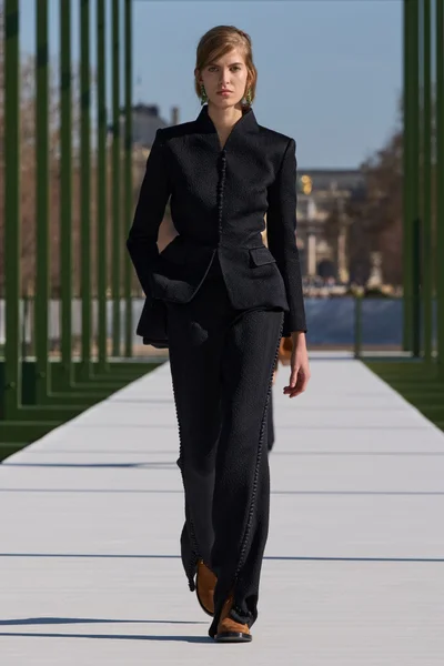 Look 62